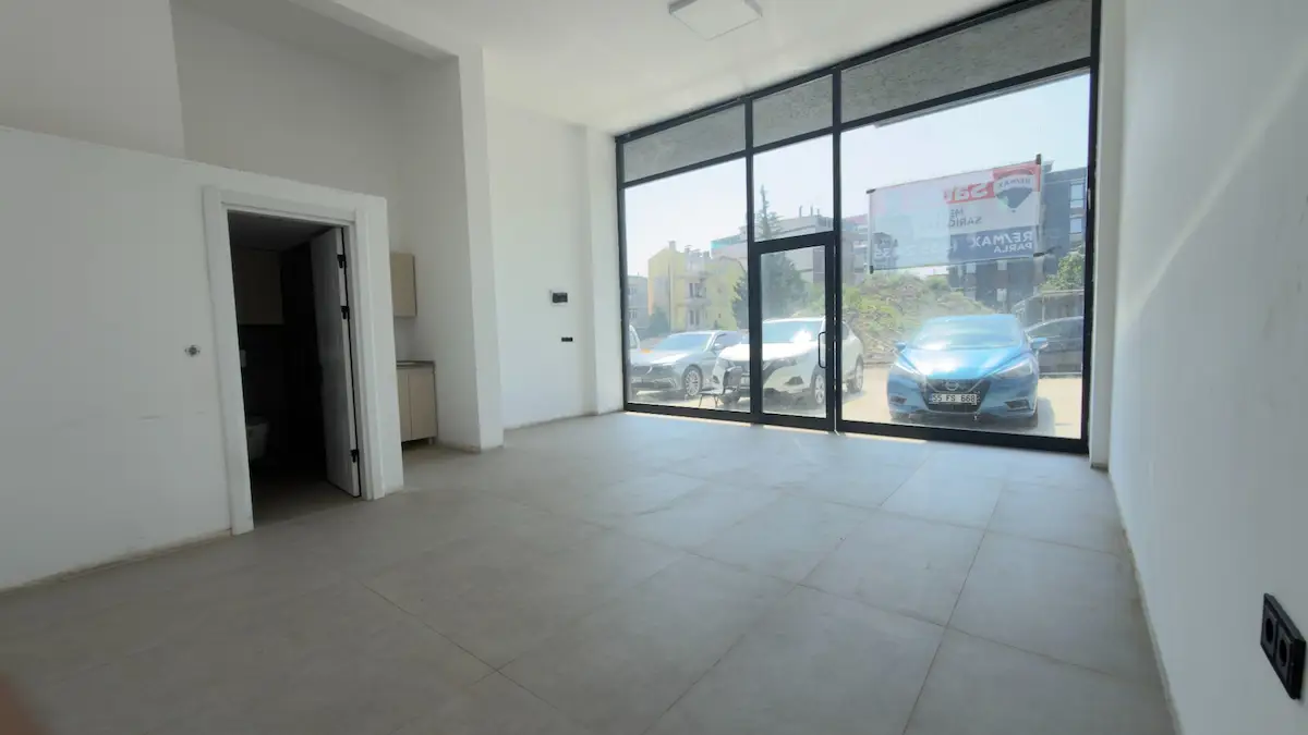 ATAKUM KÖRFEZ’DE MARİNAYA YAKIN, SIFIR, KREDİYE UYGUN SATILIK DÜKKAN