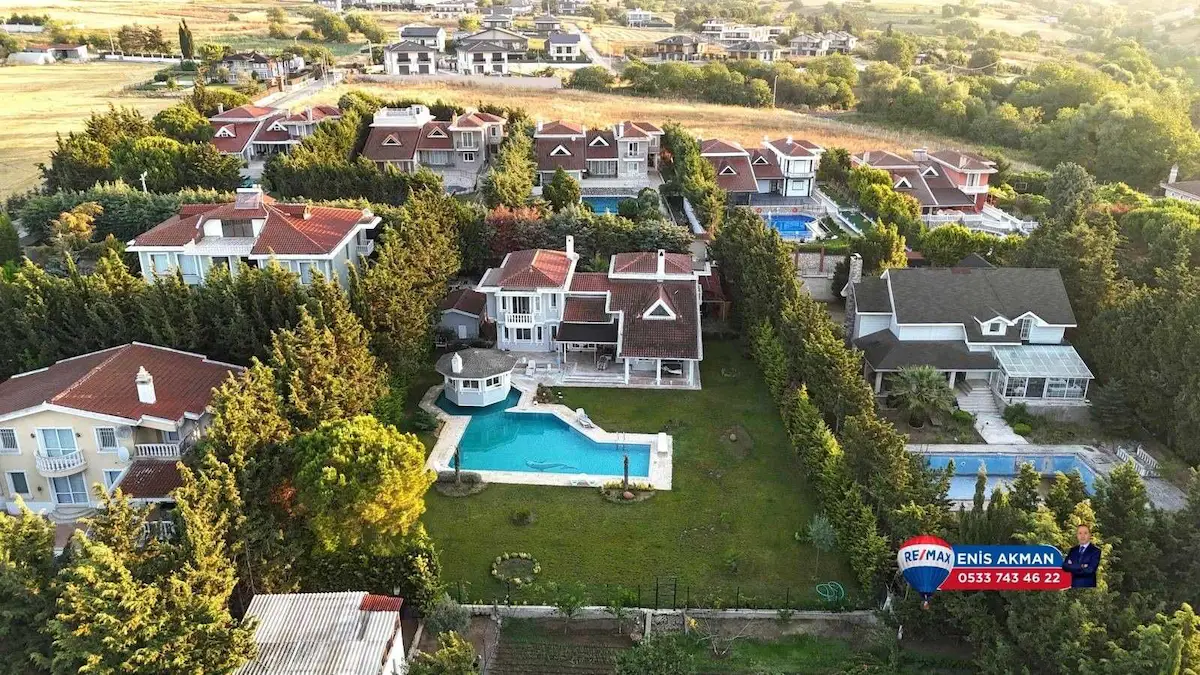 ACİL SATIŞ PİYASANIN %30 ALTINDA SELİMPAŞA ORTAKÖYDE EŞSİZ VİLLA 2
