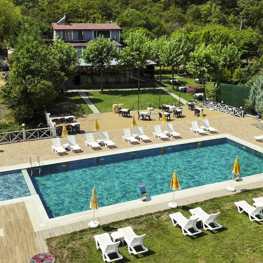 ŞİLE DE SATILIK TURİZM İŞLETME BELGELİ RUHSATLI BUTİK OTEL