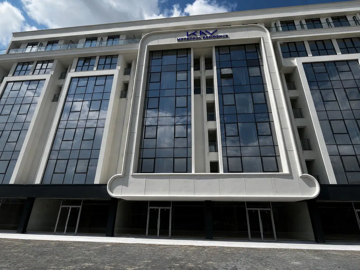 İZMİT METROPOL RESİDENCE KANDIRA YOLUNA CEPHE KİRALIK DÜKKAN
