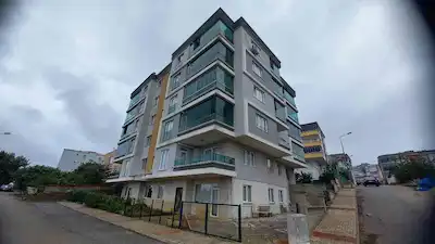 İÇİ YAPILI NET 165 M2 3 AY KULLANILMIŞ SATILIK 4+1 DAİRE