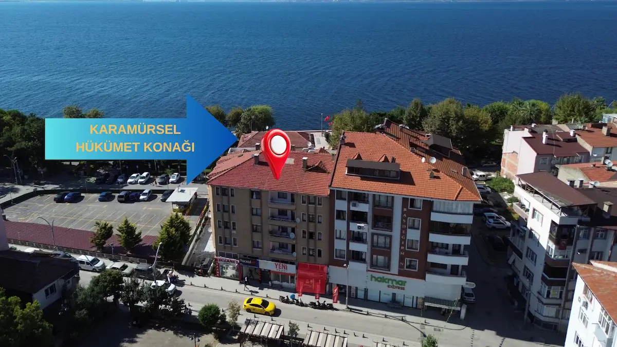 REMAX KANYON'DAN ATATÜRK CADDESINDE 3 KATLI 309 M² DÜKKAN