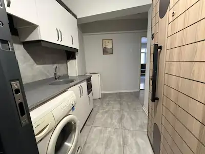 REMAX DESIGN ÇARK CADDESİNDE MERKEZİ KONUMDA KİRALIK APART
