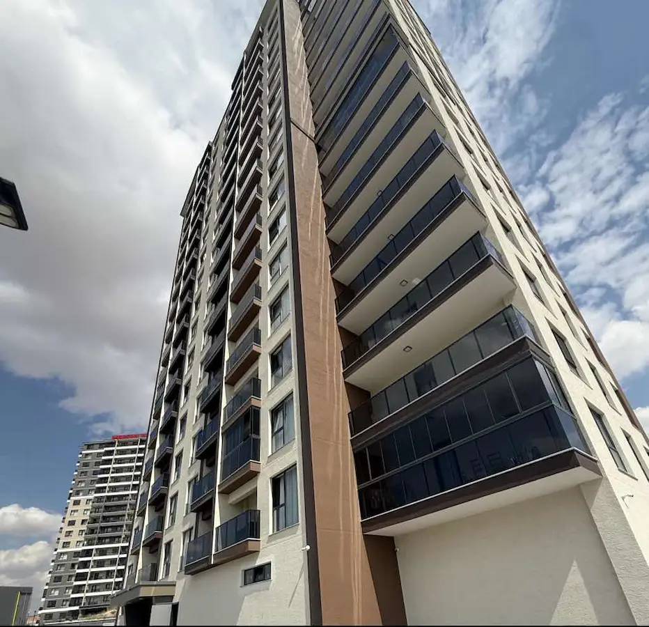 MEYDAN GÖKSU’DA ÖN CEPHE 4. KAT SIFIR İSKANLI 2+1 SATILIK DAİRE