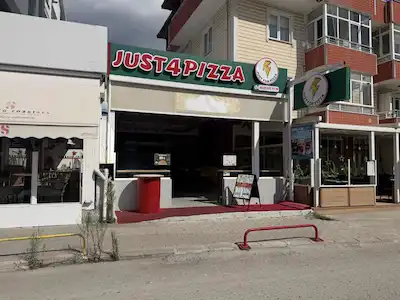 MEŞHUR KAFELER SOKAĞINDA DEVREN KİRALIK PİZZA CAFE & RESTAURANT