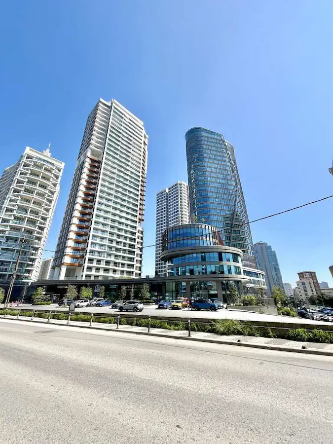 OYAK DRAGOS/27.KAT/KAPANMAZ DENİZ MANZARALI/1+1 SATILIK DAİRE