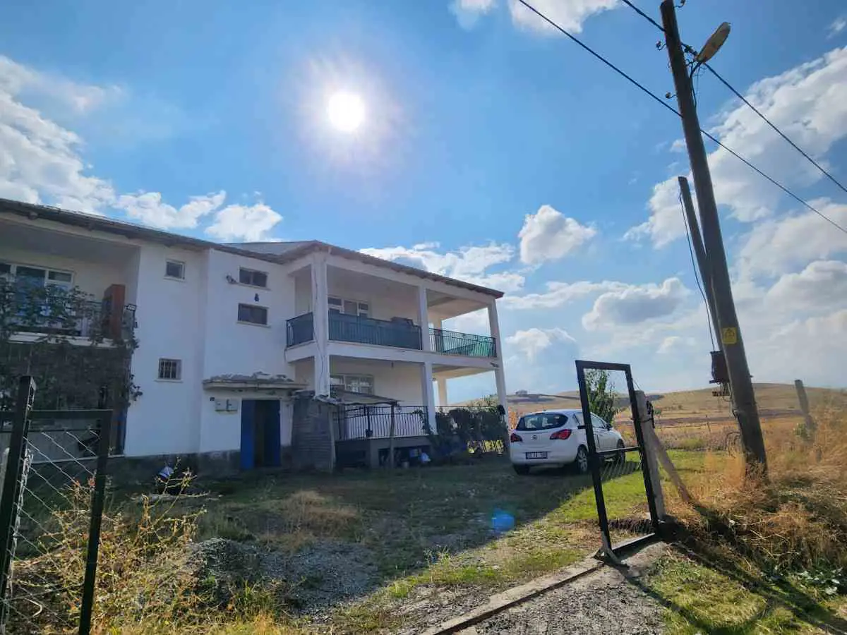 REMAX DEN YEDİGÖZE ( GERMİLİ ) DE SATILIK BAĞ/BAHÇE/EV