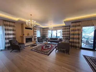 YENİ BAĞLICA'DA YAPILI KIŞ BAHÇELİ 6+2 DÖRT KATLI VE 485 M2 BAHÇELİ LÜKS VİLLA