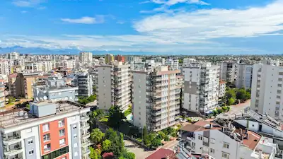 MEYDANKAVAĞI YEŞİLBAHÇE SİTESİ'NDE ÖZEL PLANLI SATILIK DAİRE