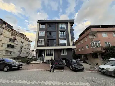 ESENYURT AKÇABURGAZ SATILIK 3+1 YÜKSEK GİRİŞ DAİRE SIFIR İSKANLI