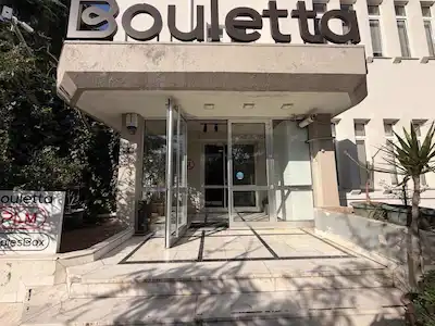 LEVAZIM KORUKENT SİTESİNDE MÜSTAKİL GİRİŞLİ KİRALIK OFİS