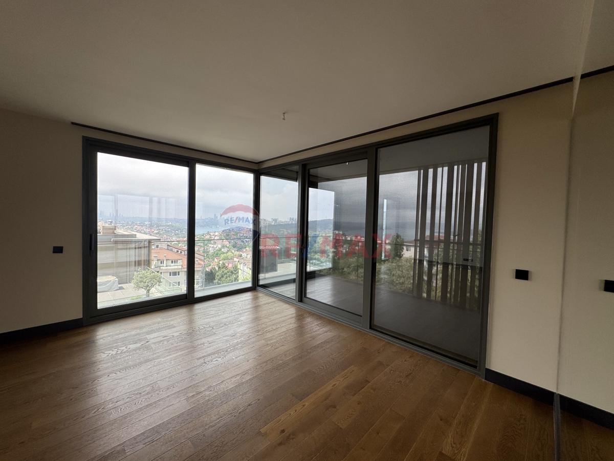 Mesa Çubuklu Boğaz Manzaralı Satılık 2+1