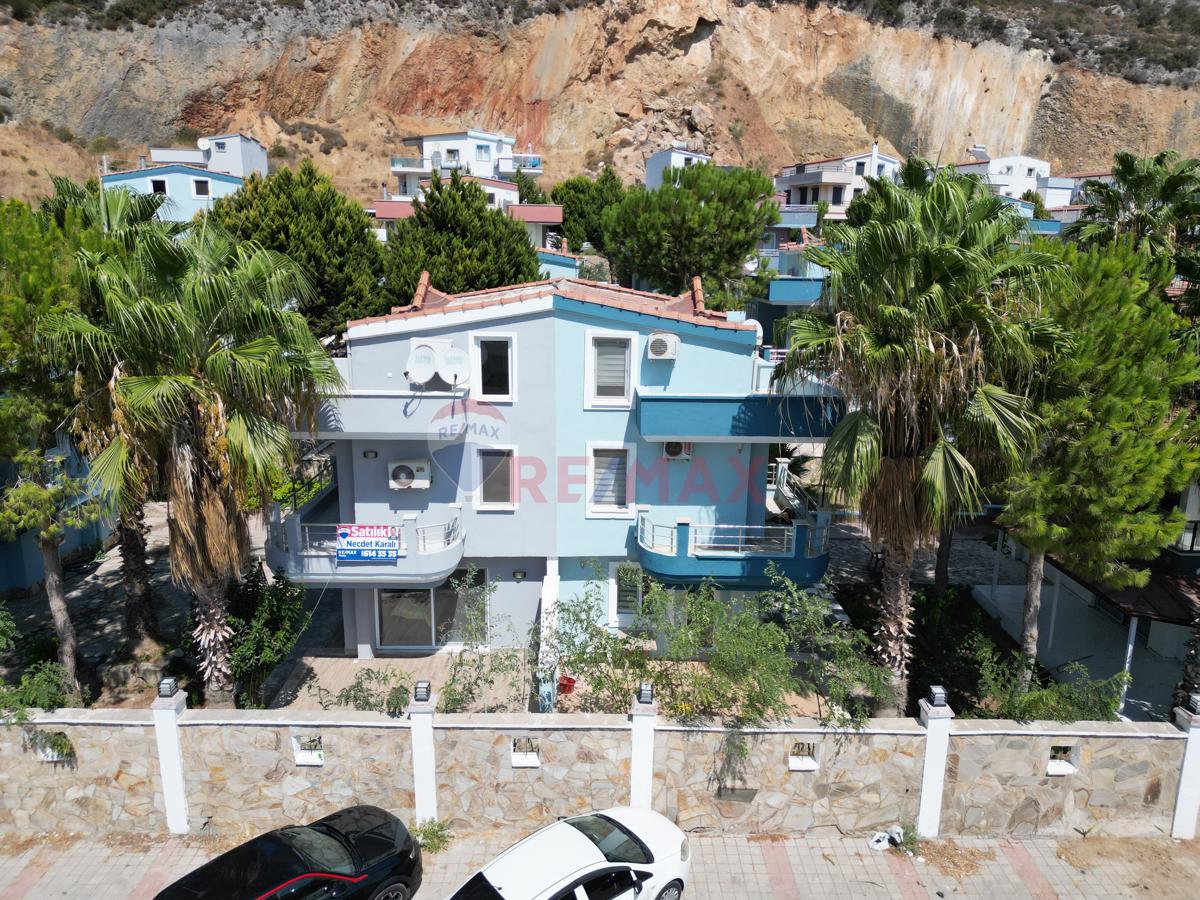 KUŞADASI DEĞİRMENDERE MEVKİİNDE BAKIMLI YAZLIK SATIŞTA!!!