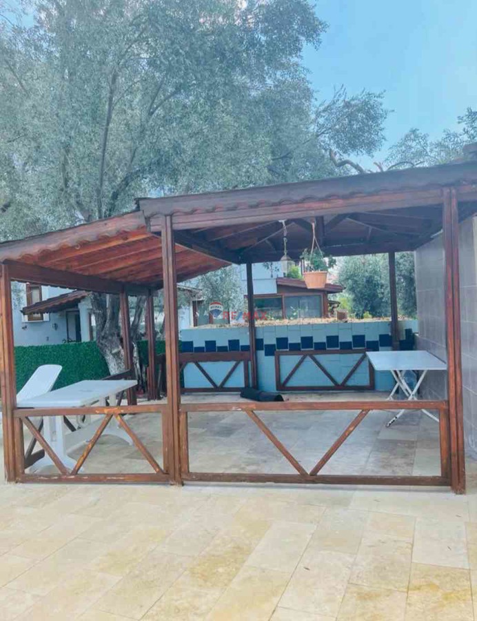 ALTINOLUK KOCADERE MEVKİNDE SATILIK VİLLA VE ARSA TAPUSU