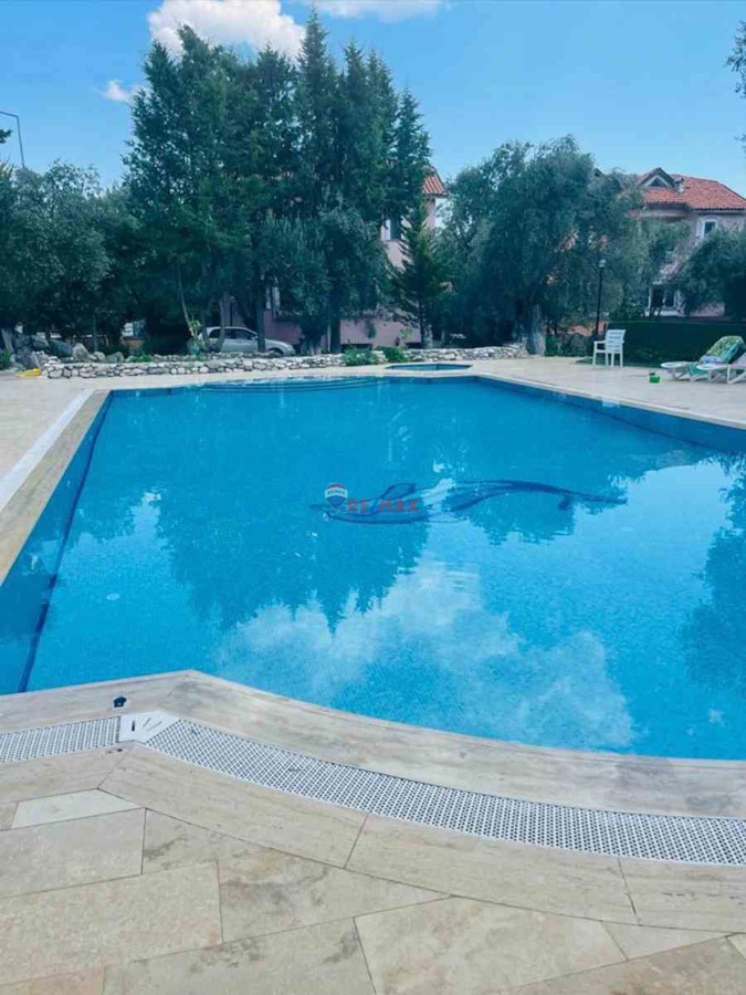 ALTINOLUK KOCADERE MEVKİNDE SATILIK VİLLA VE ARSA TAPUSU