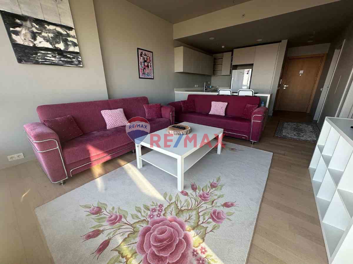 İNCEK LOFT'TA GÖL MANZARALI 1+1 DAIRE