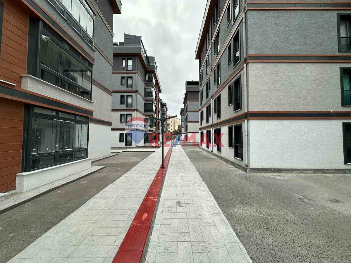 AVCILARIN EN YENİ SİTESİ Z PANORAMA EVLERİNDE 2+1 SATILIK DAİRE