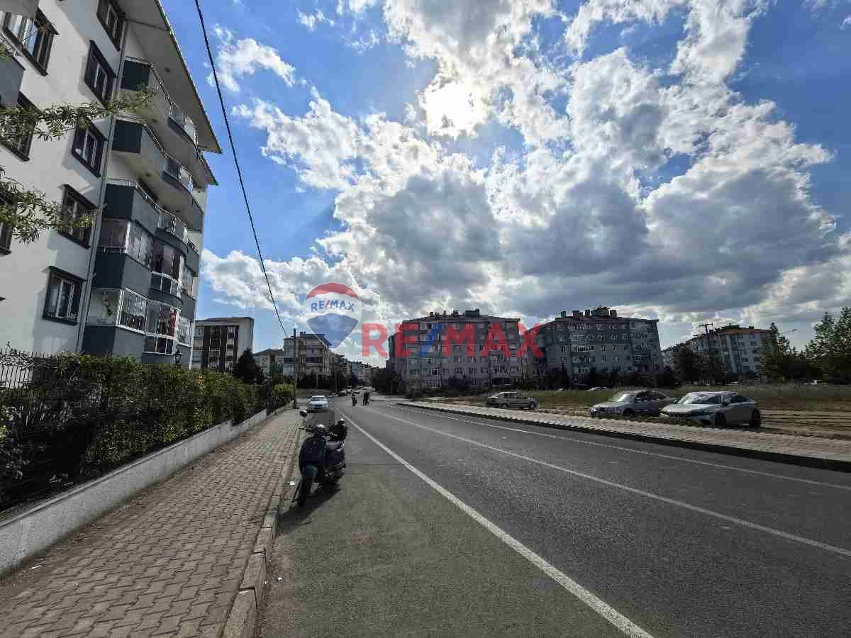 KAZIMİYE MAHALLESİ YILDIZ SİTESİNDE SATILIK 2+1 DAİRE