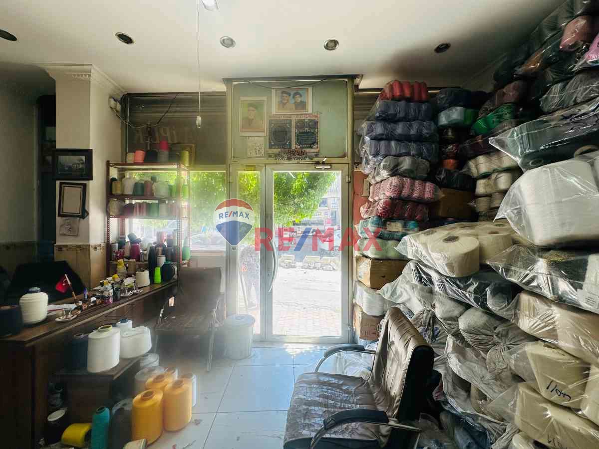 VATAN MAHALLESİ'NDE CADDEYE CEPHE 180 M² SATILIK DÜKKAN