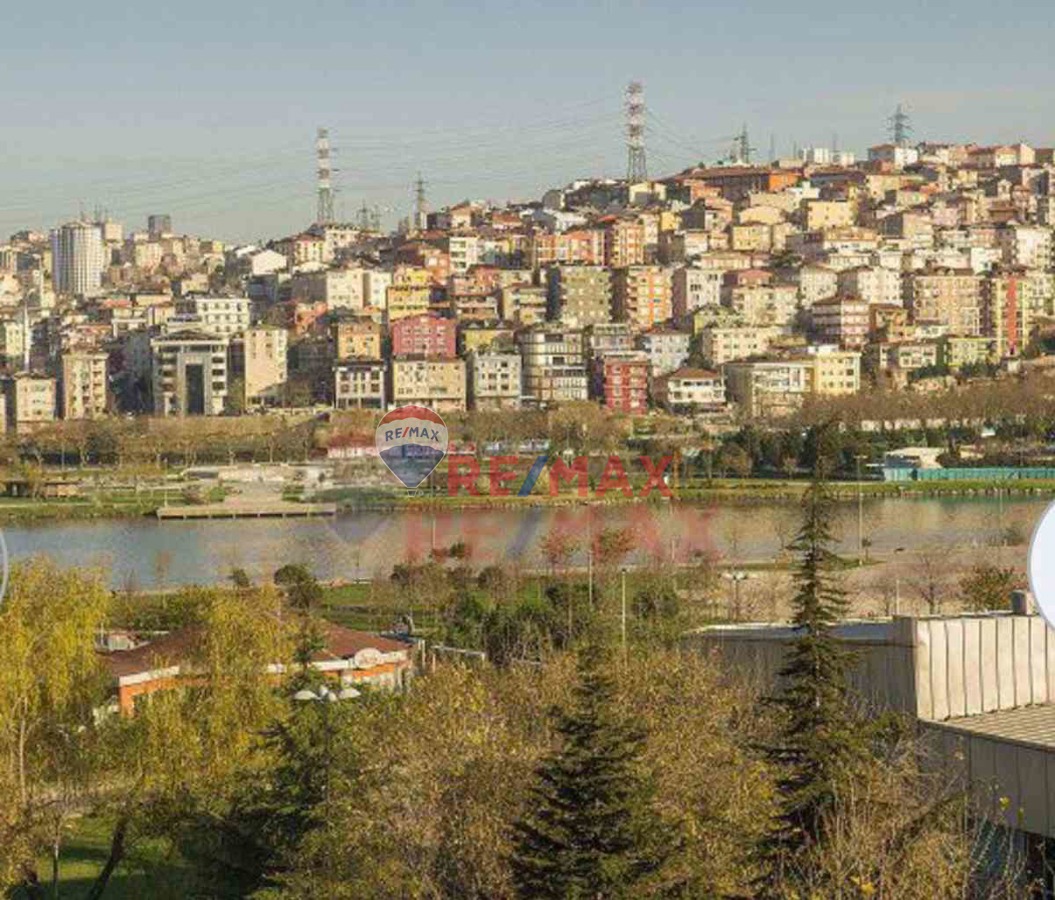 SILAHTARAĞA CAD.KETEN HALIÇ TE SATILIK DUBLEKS 4+1 GENIŞ DAIRE