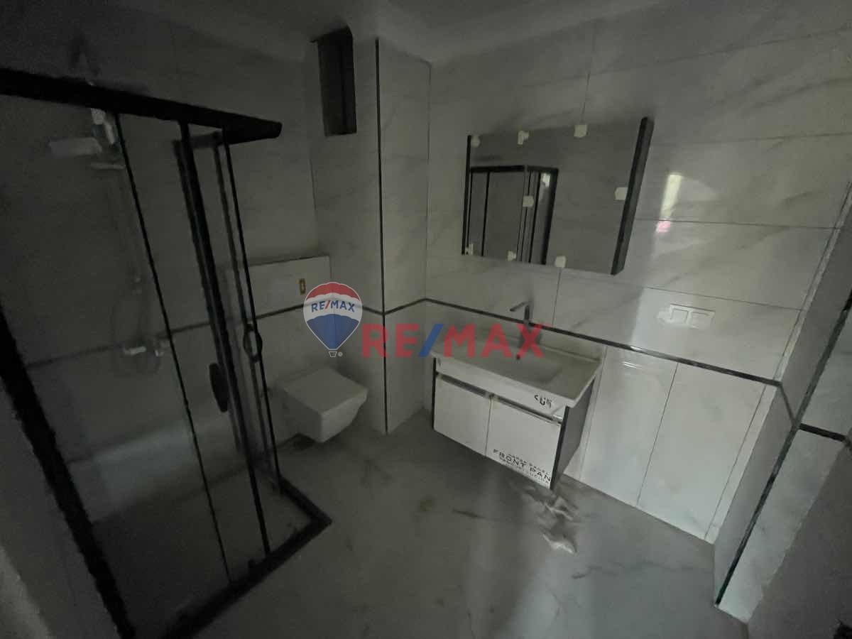 REMAX FREKANS ALTINOVA KAYTAZDERE SATILIK DAİRE