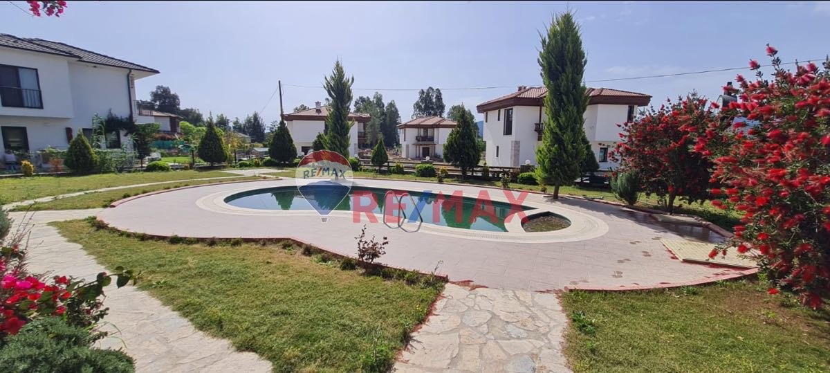 AKYAKA'DA ORMAN VE DENİZİ İLE DOĞAYLA İÇ İÇE YAŞAM