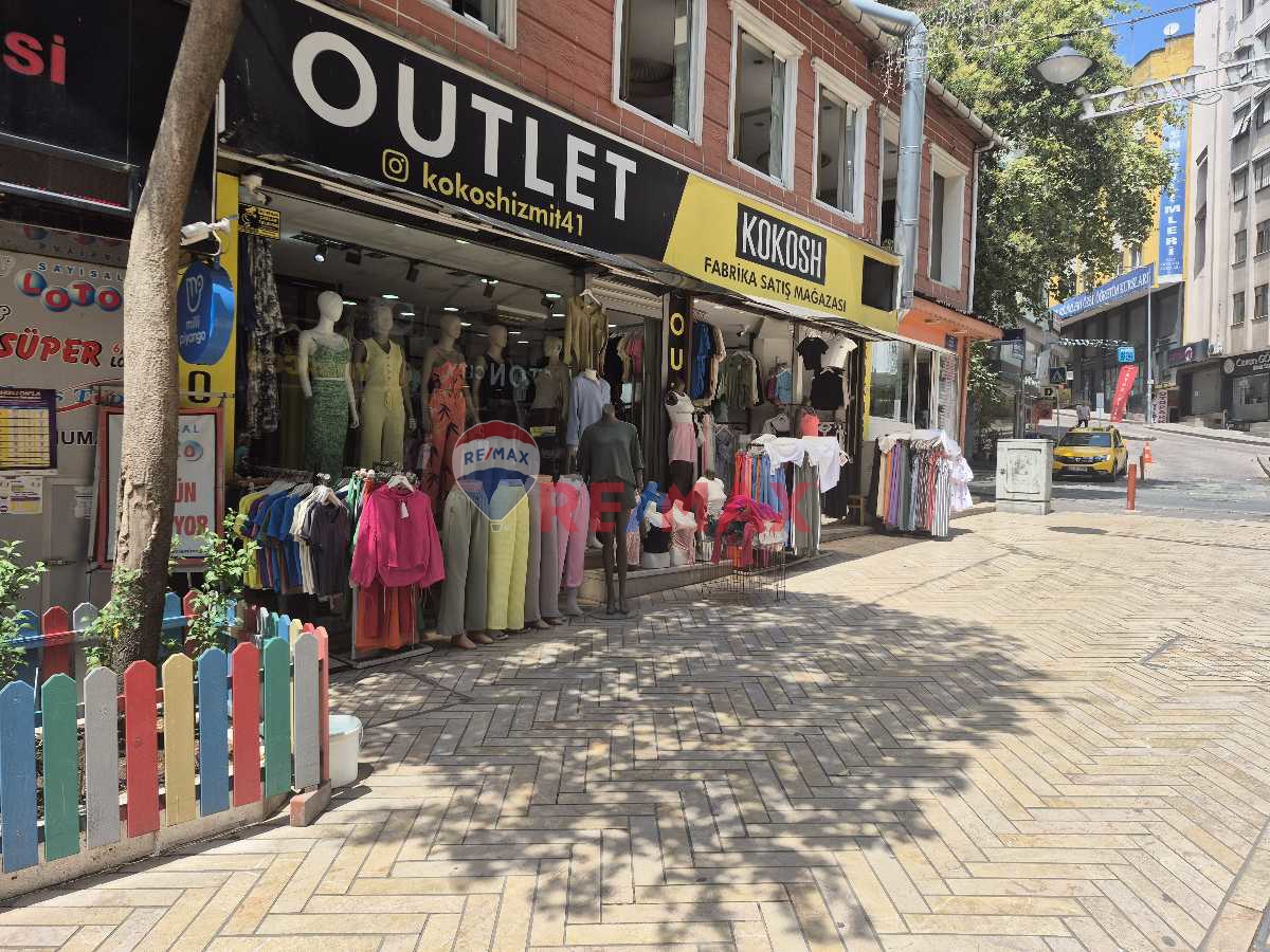 REMAX ÇARŞI OFİSİ'DEN FETHİYE CADDESİ'NDE DEVREN KİRALIK DÜKKAN