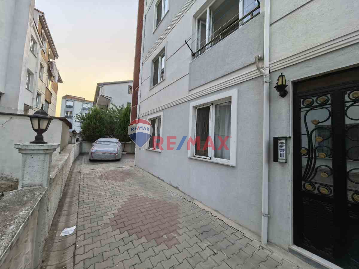 ÇOBANÇEŞME'DE, 2+1 SATILIK DAIRE. (CUMHURIYET PARKINA 400 MT)