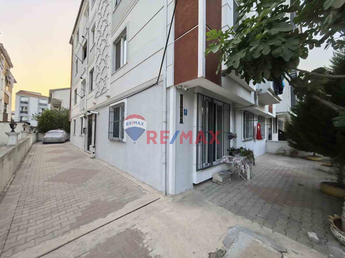 ÇOBANÇEŞME'DE, 2+1 SATILIK DAIRE. (CUMHURIYET PARKINA 400 MT)