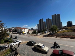 KİRALIK DAİRE İLKER CADDESI ÜZERİNDE 3+1 BOŞ YAPILI BOYALI OTURUMA HAZIR  