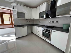 KİRALIK DAİRE İLKER CADDESI ÜZERİNDE 3+1 BOŞ YAPILI BOYALI OTURUMA HAZIR  