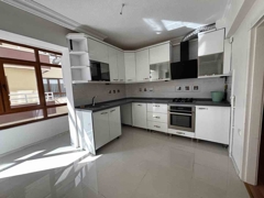 KİRALIK DAİRE İLKER CADDESI ÜZERİNDE 3+1 BOŞ YAPILI BOYALI OTURUMA HAZIR  