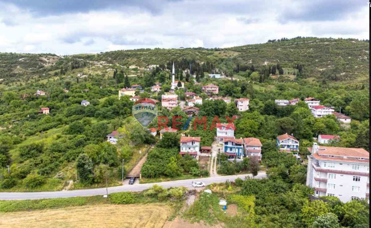 ERDAL TURAN'DAN AĞVA BUCAKLI'DA 950 M2 DÜZ ARAZI