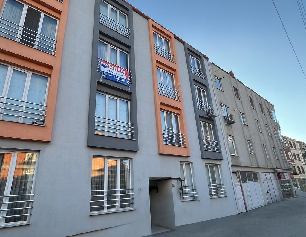 RE/MAX İNCİ'DEN KARESİ  1.ORUÇGAZİ'DE SATILIK 2+1 DAİRE 