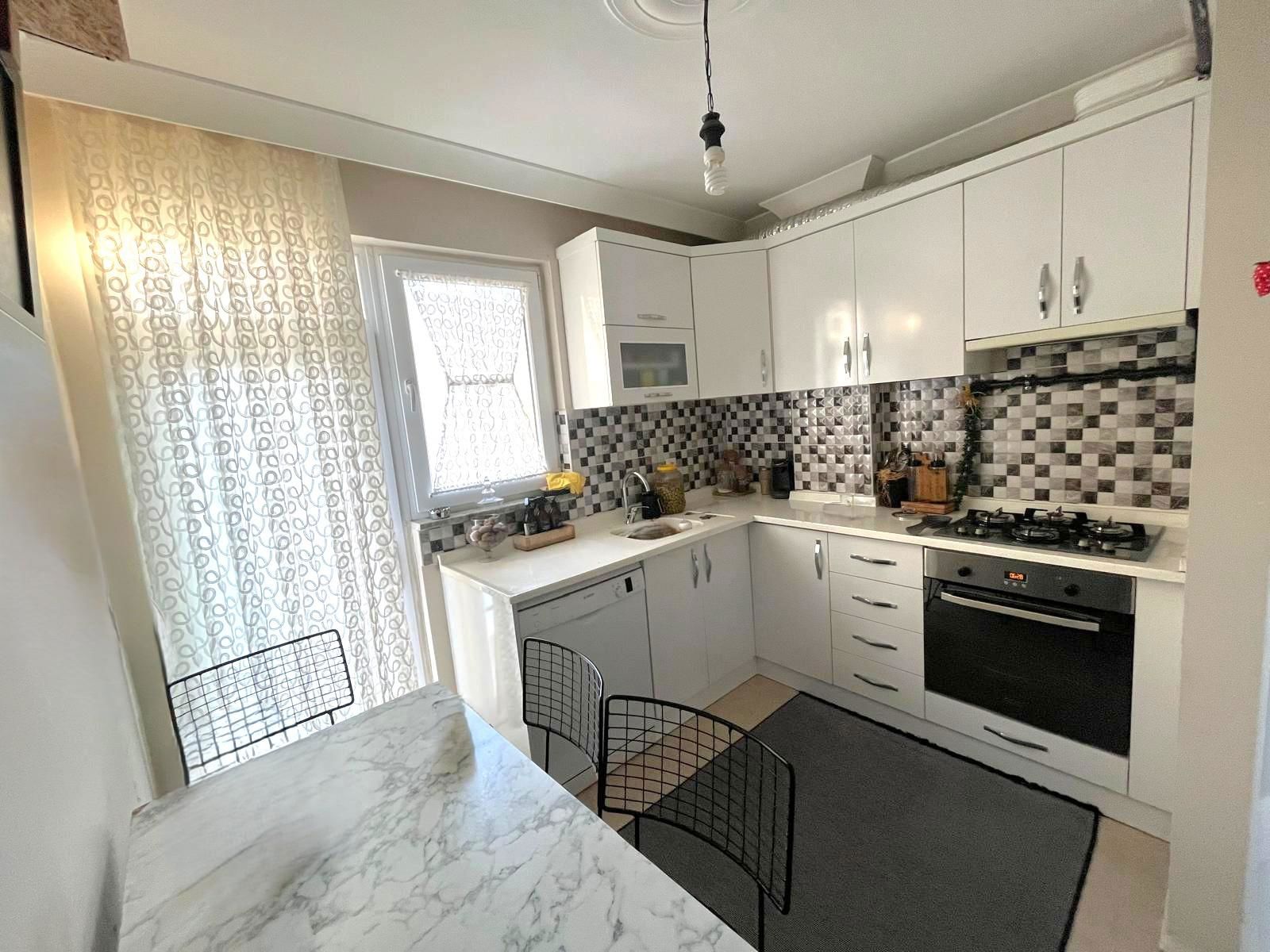 RE/MAX İNCİ'DEN KARESİ  1.ORUÇGAZİ'DE SATILIK 2+1 DAİRE 