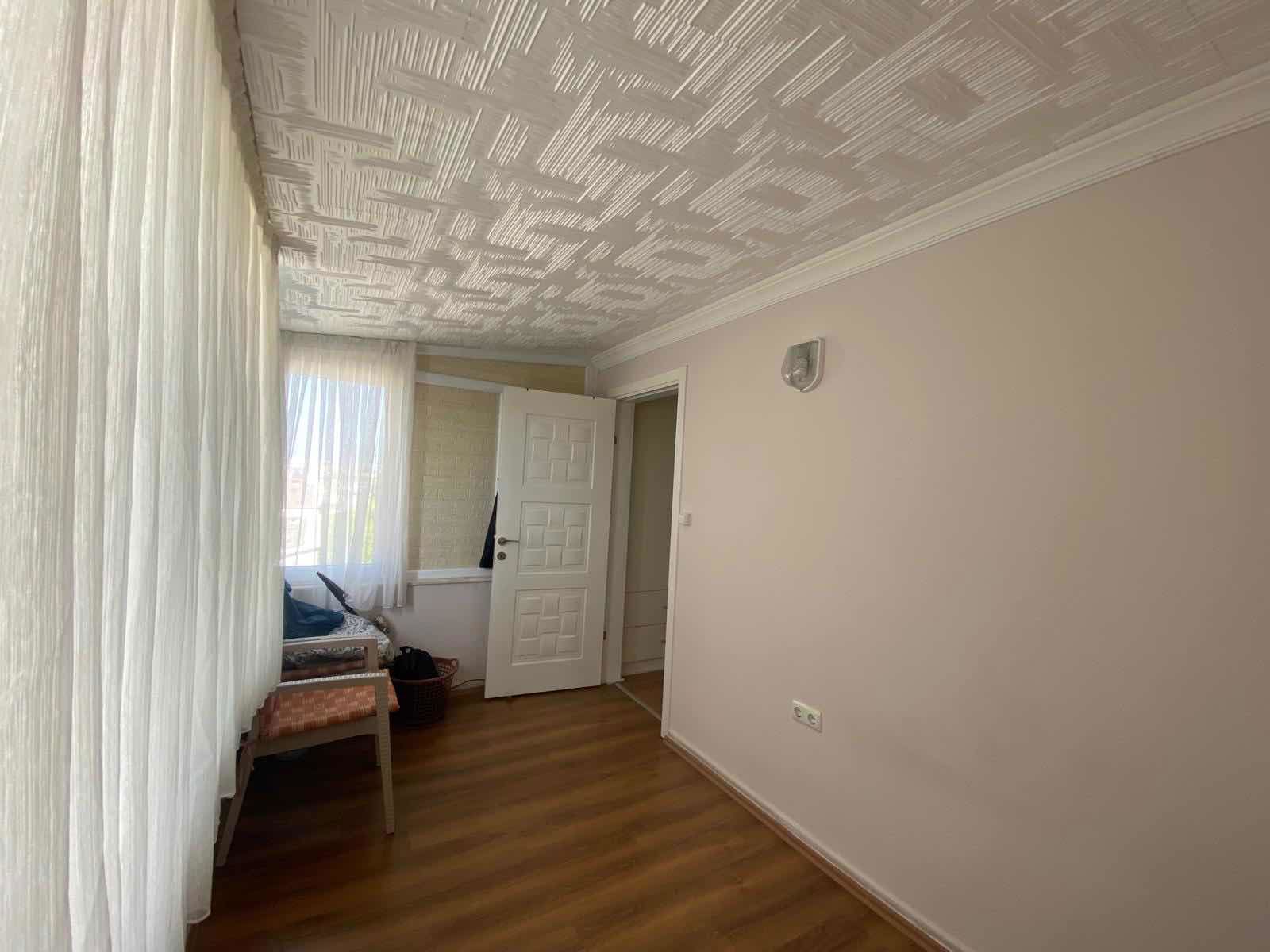 ACİL SATILIK! ÇAMLIK’TA DENİZ & DOĞA MANZARALI 2+1 ÇATI KATI – DENİZE 250 M!