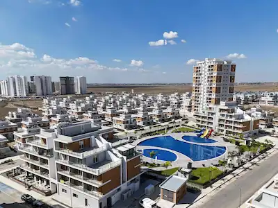 ROYAL SUN ELİT'TE ÖZEL GİRİŞLİ,EŞYALI 1+1 DAİRE