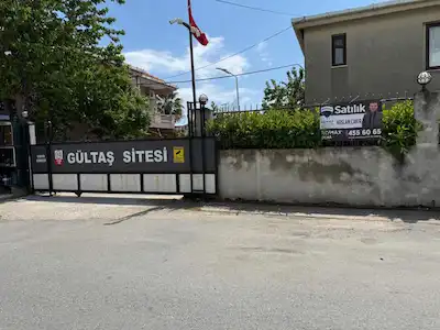 BÜYÜKÇEKMECE GÜZELCE GÜLTAŞ SİTESİ DENİZ MANZARALI SATILIK VİLLA