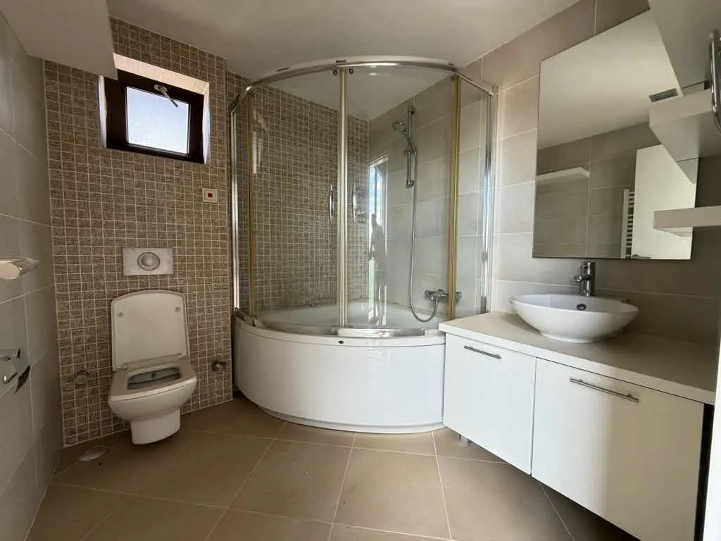 Property image 80