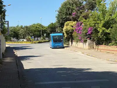 KARTAL KORDONBOYU'NDA SAHILE YAKIN SATILIK 2+1 LÜKS DAİRE