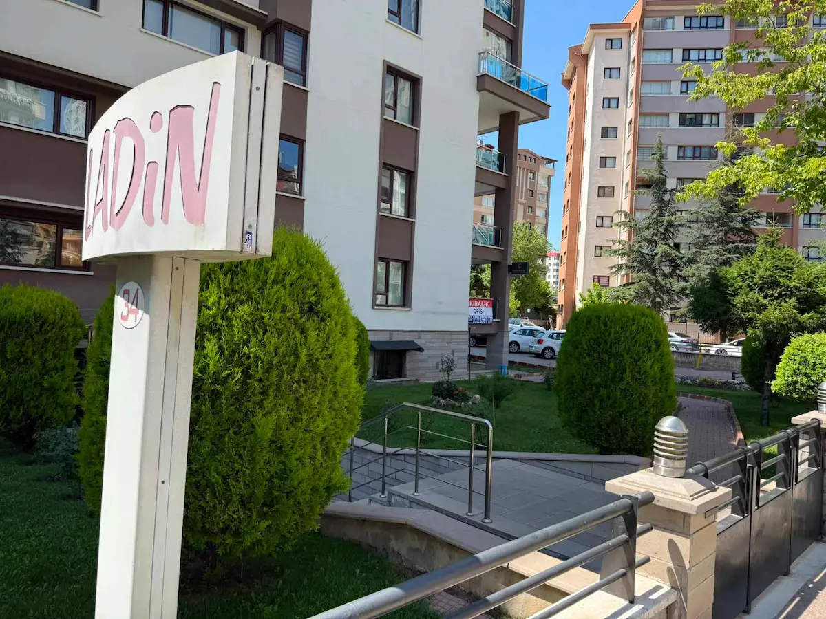 MUHSİN YAZICIOĞLU CADDESİNDE  KİRALIK 3+1 OFİS | 1. KAT | YERDEN ISITMA