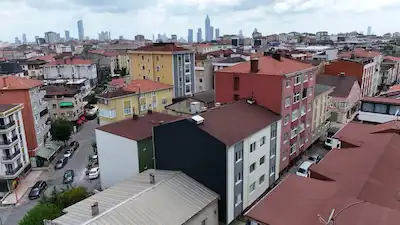 ÜMRANİYE IHLAMURKUYU'DA 929 M2 KOMPLE SATILIK BİNA