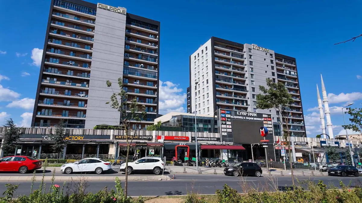 EYÜP PARK AVM DE FIRSAT KİRALIK DÜKKAN KURUMSAL FİRMALARA