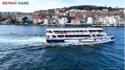 İSTANBUL'UN TAM KALBİNDE MÜSTAKİL RIHTIMLI YALI