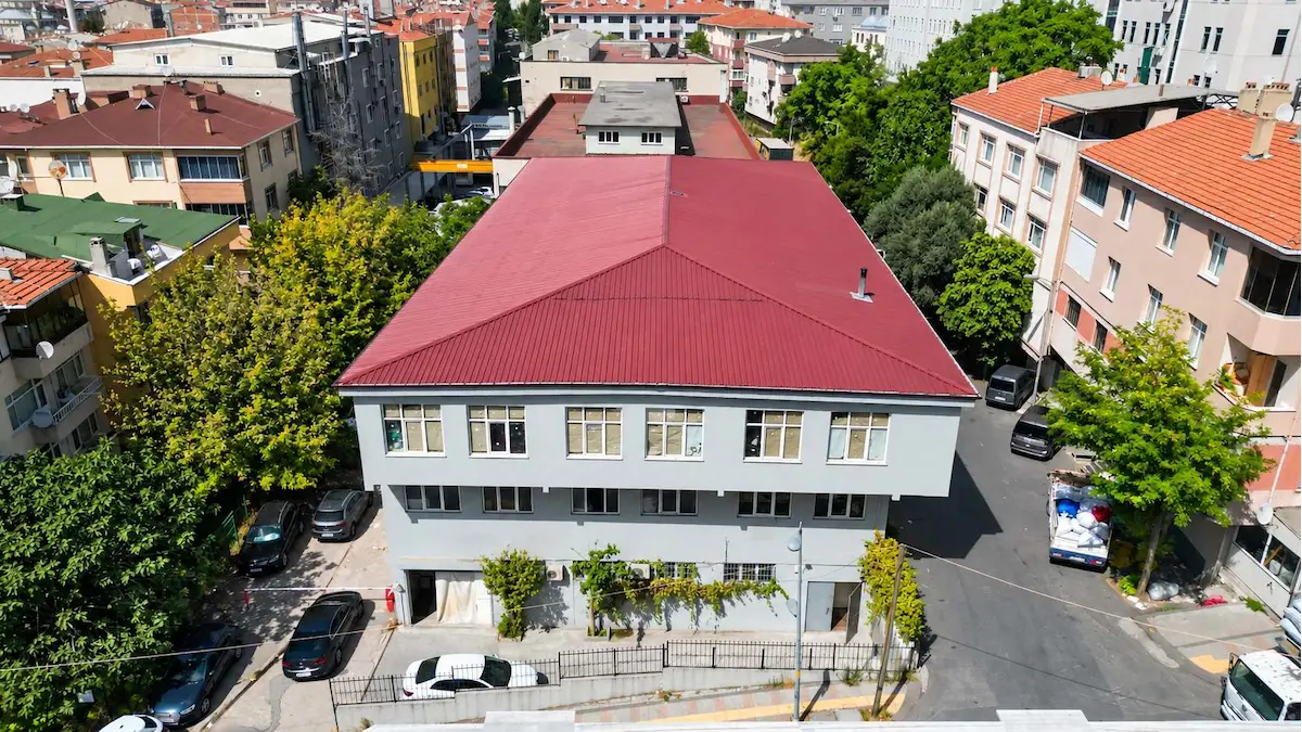GÜNGÖREN DAVUTPAŞA'DA ÇIFT CEPHELI KOMPLE SATILIKAYRIK NİZAM BINA