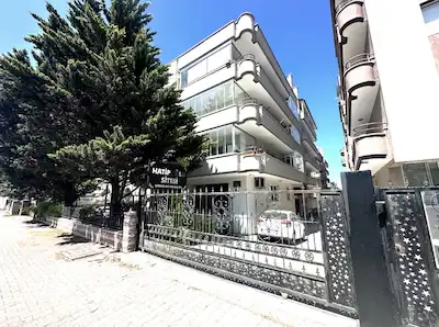 REMAX BARLAS GÜRLERDEN ATAKUM SAHİLDE ÖZEL YAPIM DUBLEX DAİRE