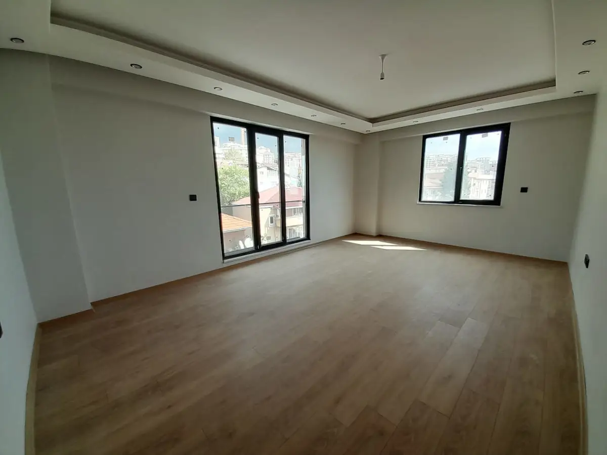 PENDİK ÇINARDERE'DE KULLANIŞLI 2+1 DAİRE