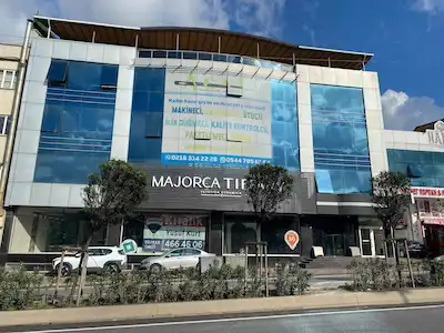 *REMAX ÖNCÜ *YUSUF KURT* ESENŞEHIR'DE 350M² KIRALIK DÜKKAN