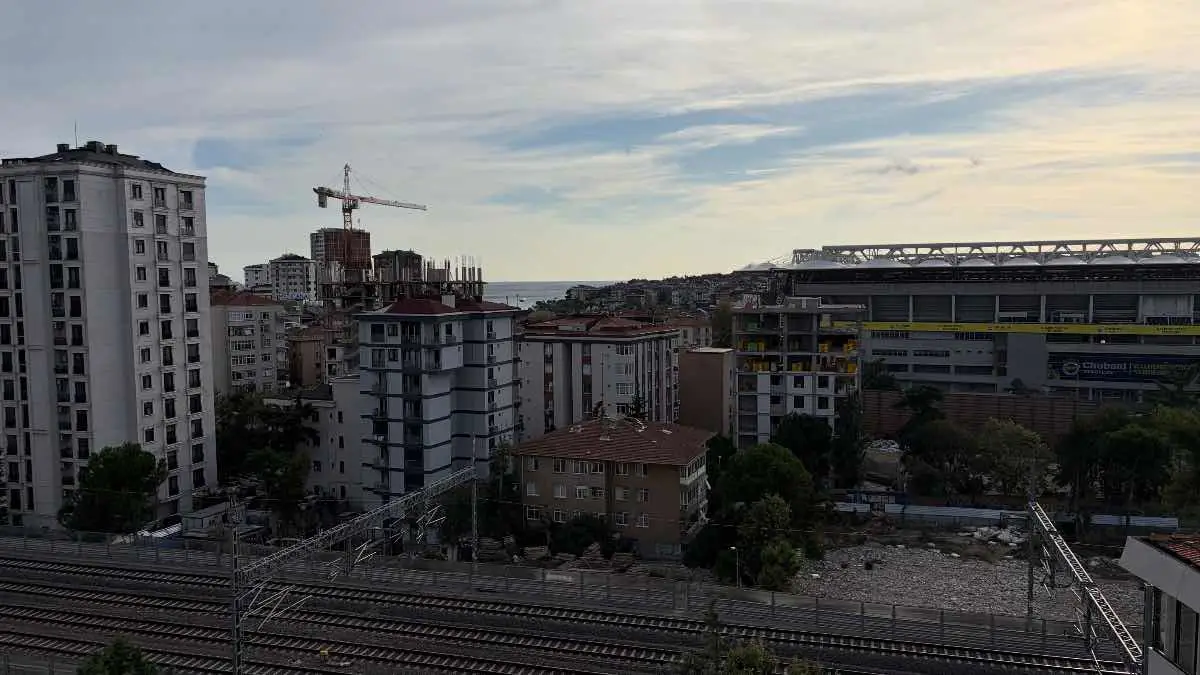 KADIKÖY ZÜHTÜPAŞA’DA EŞYALI 3+1 | 7. KAT | BALKONLU | DOĞALGAZ KOMBİLİ DENİZ MANZARALI DAİRE!