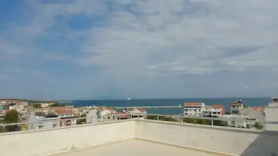 DENİZ MANZARALI, MASRAFSIZ VE GENİŞ DUBLEKS DAİRE